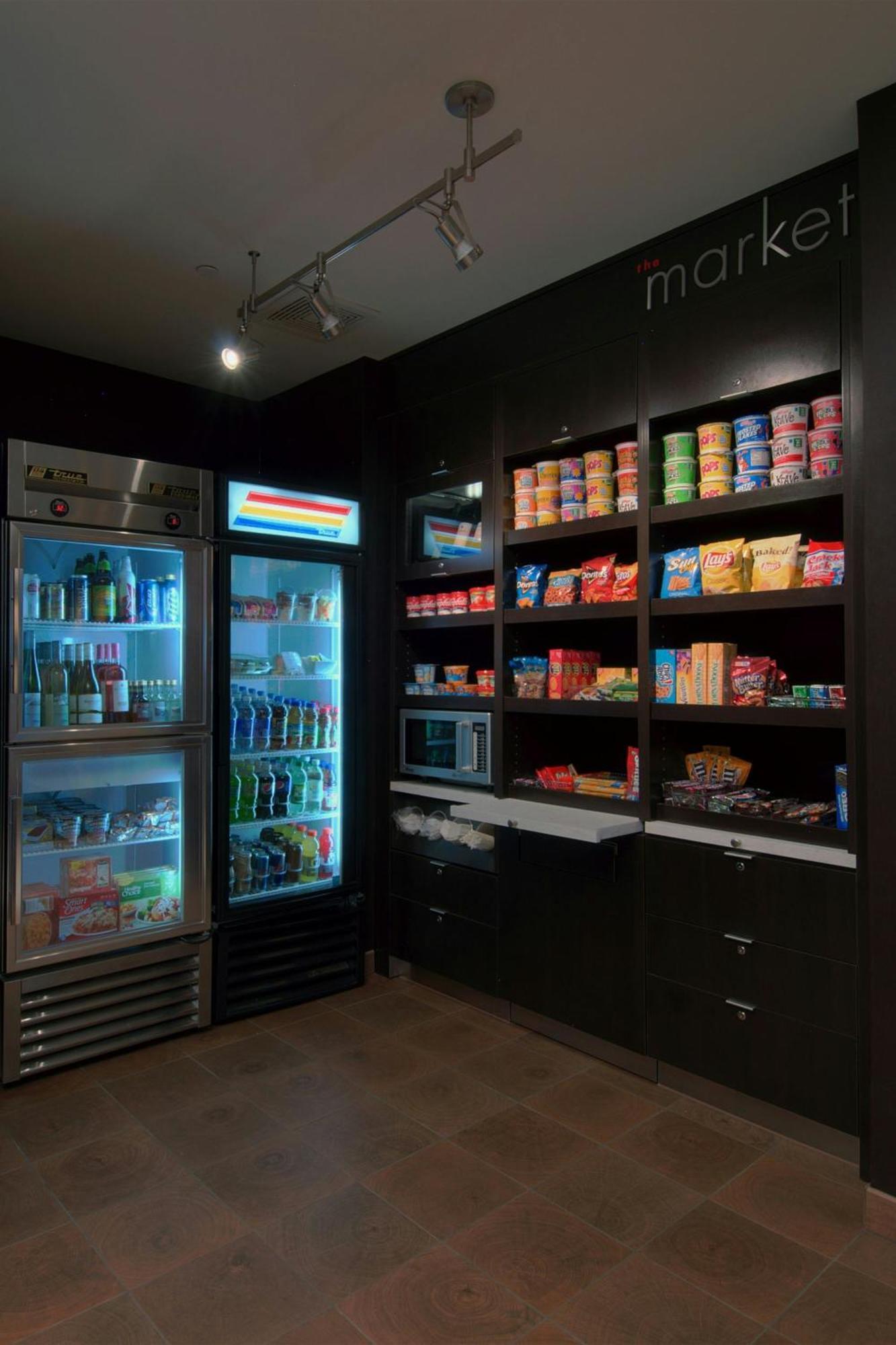 Courtyard By Marriott Madison West / Middleton Hotel Bagian luar foto