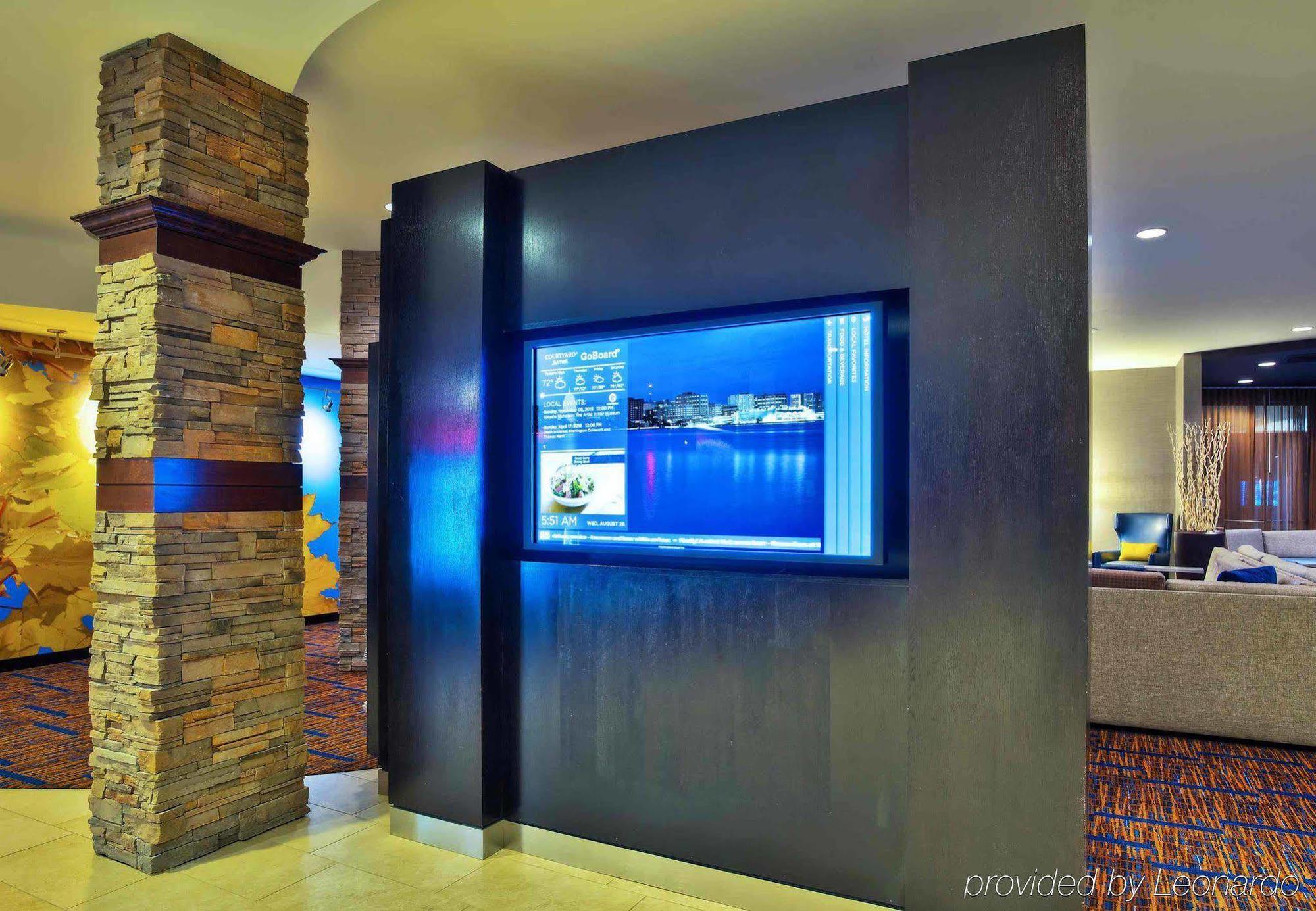Courtyard By Marriott Madison West / Middleton Hotel Bagian luar foto